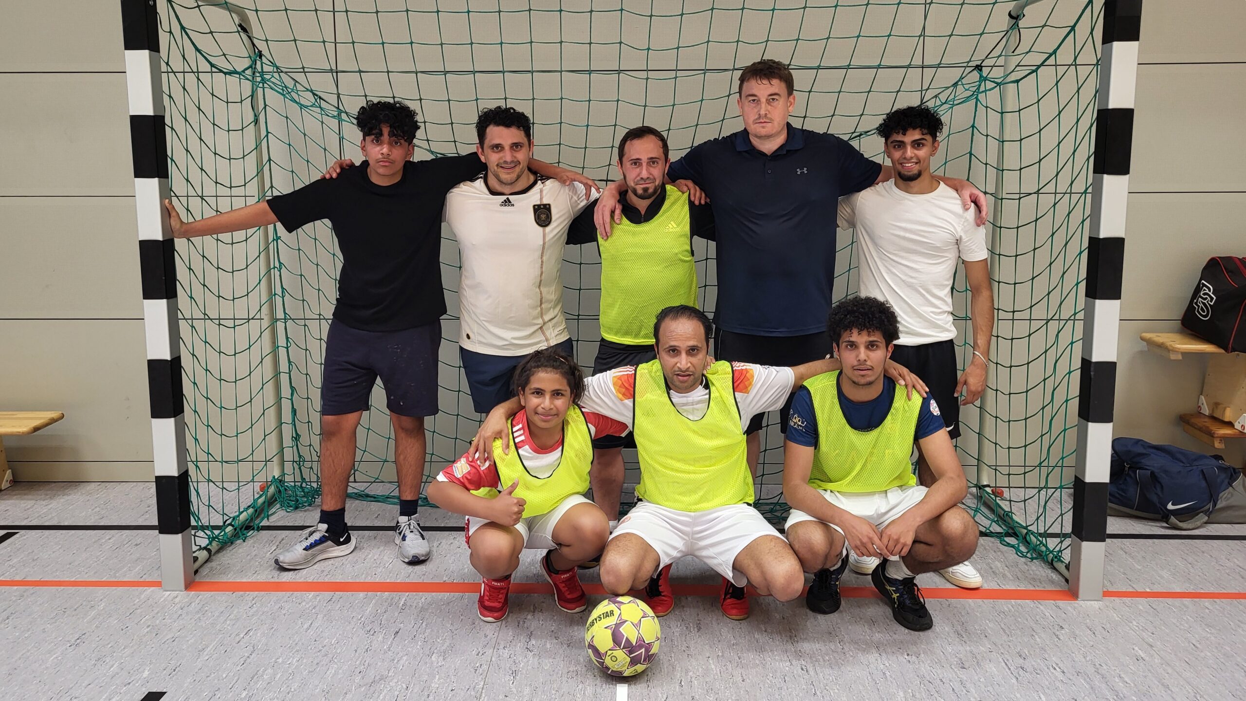 Hallenfußball