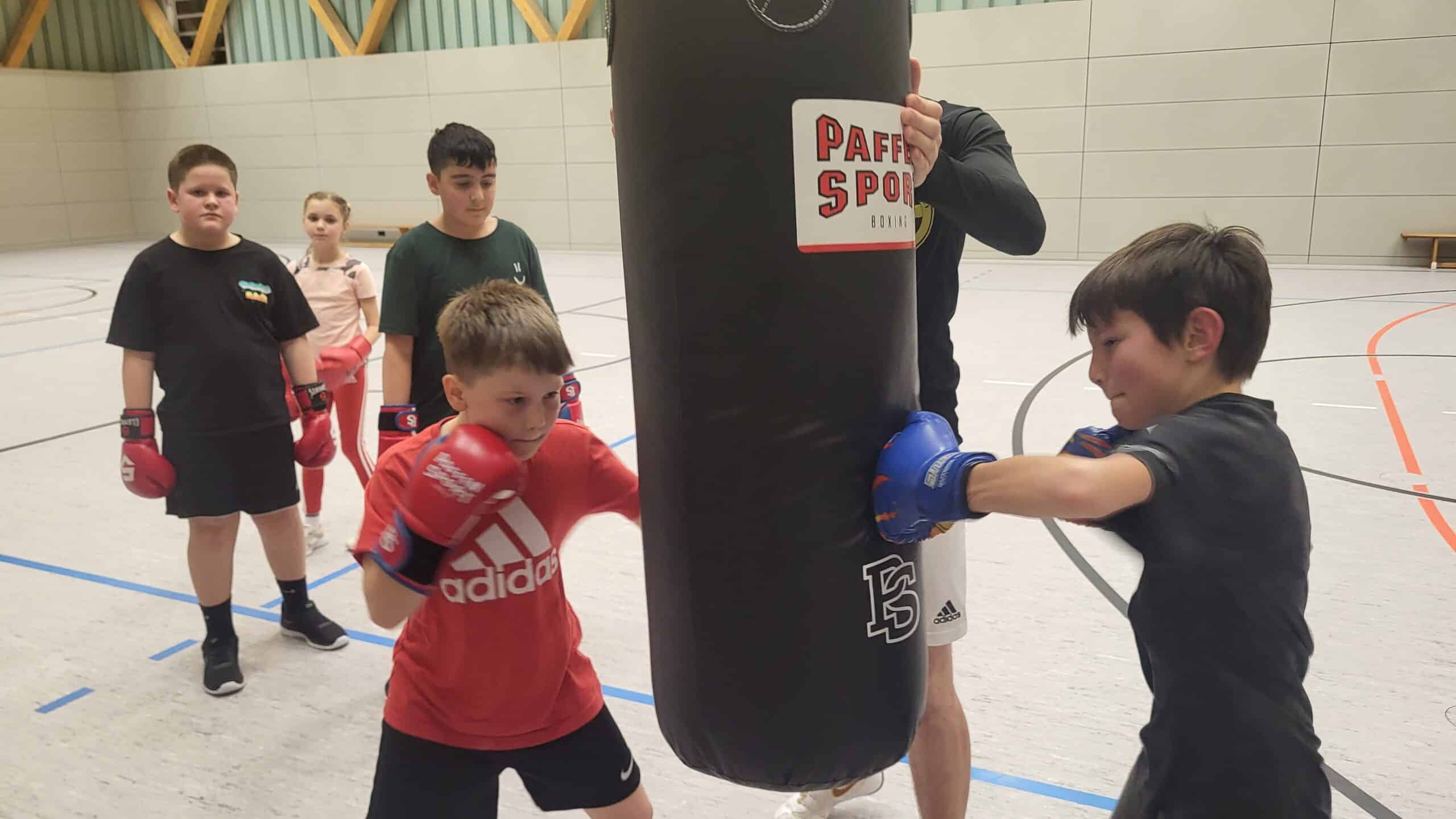 Kinder-Boxen